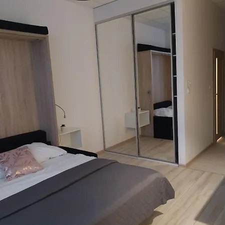 Апартаменты Zlatarooms 210 Варшава