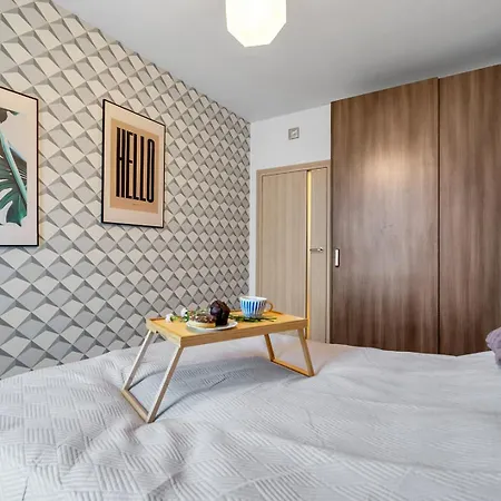 Wola - Parking, Balcony, Quiet & Quarter - By Rentujemy * Warszawa