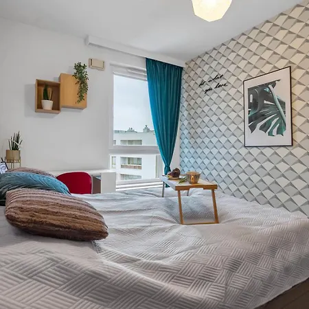 Apartament Wola - Parking, Balcony, Quiet & Quarter - By Rentujemy *