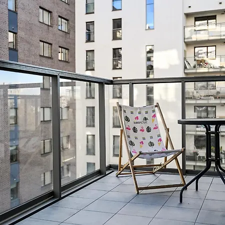 Lovely Studio. Good Location. Appartement *