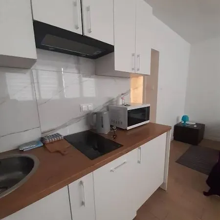Lubmarex 1 Aleja Solidarnosci 71 Apartament