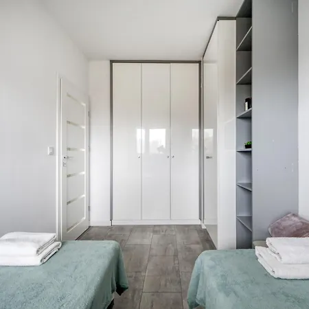 Apartamento Gama Glebocka 5d, 2-6 Guests Varsovia