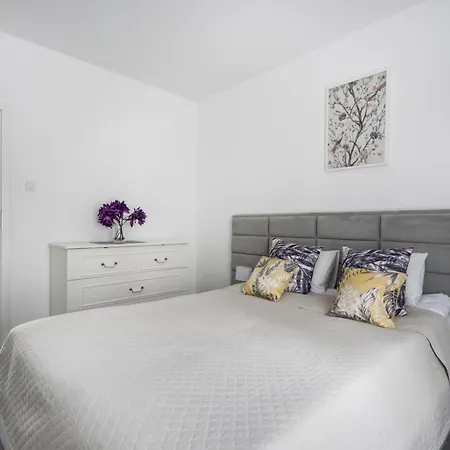 Apartamento Gama Glebocka 5d, 2-6 Guests *
