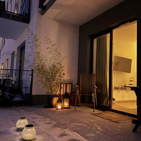 Relax&comfort New Waw 50 Sqm With Terrace, Garden, Free Parking And Ac Apartment *