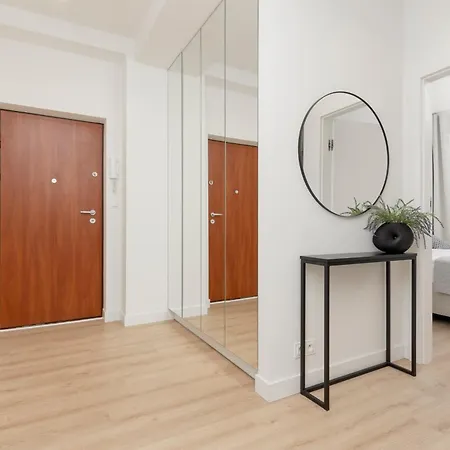 Amazing Spacious In Center By Renters * 바르샤바