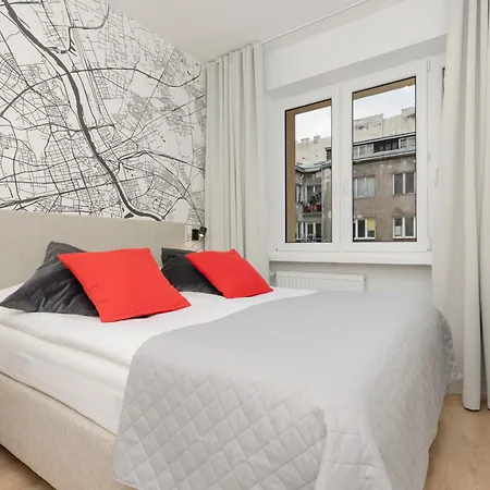 Amazing Spacious In Center By Renters 바르샤바