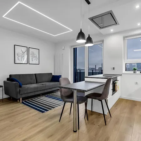 12th Floor Wola Modern Lejlighed *