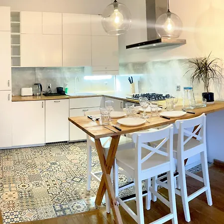 Apartament Royal Lazienki. Beautiful By The Park.