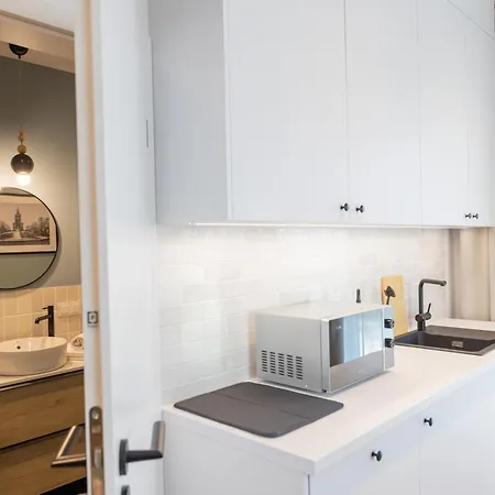 B85 Aparthotel Varšava