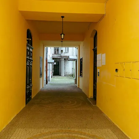 Apartamento Wspolna 54a - Free Parking - Dla 6 Osob - 450 Metrow Od Dworca Centralnego I Zlotych Tarasow - Better