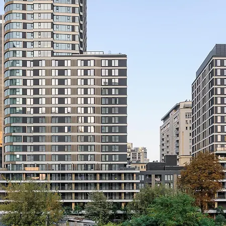 Daire Luxury In Platinum Tower Varşova
