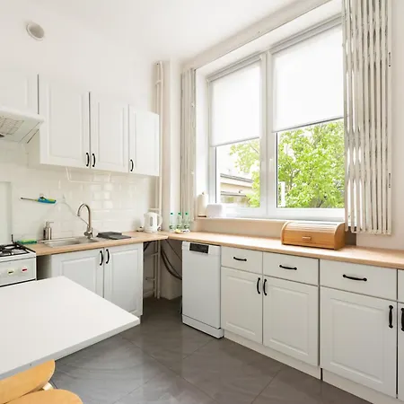 Plac Zbawiciela 3-bedroom * Warsaw