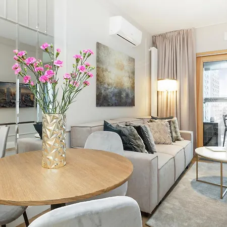 Mennica Deluxe Centre By Renters Prestige Ξενοδοχείο με διαμερίσματα Βαρσοβία
