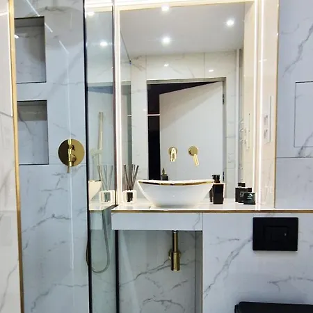Appartamento Arma Design 2 Bedrooms *