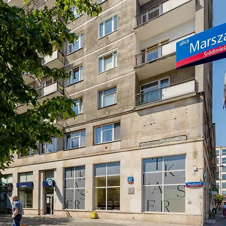 아파트 Amazing Spacious In Center By Renters