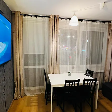 Kompaktowe 2 Pokoje Tramwaj Do Centrum 15 Min Варшава