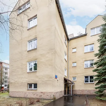 Lejlighed Vintage Sengera Cichego With 3 Bedrooms By Renters Warszawa