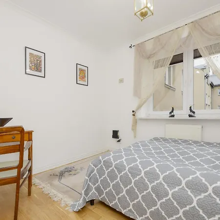 Vintage Sengera Cichego With 3 Bedrooms By Renters Lejlighed
