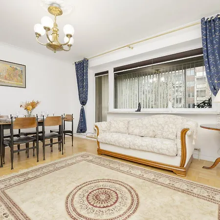 Vintage Sengera Cichego With 3 Bedrooms By Renters Warszawa