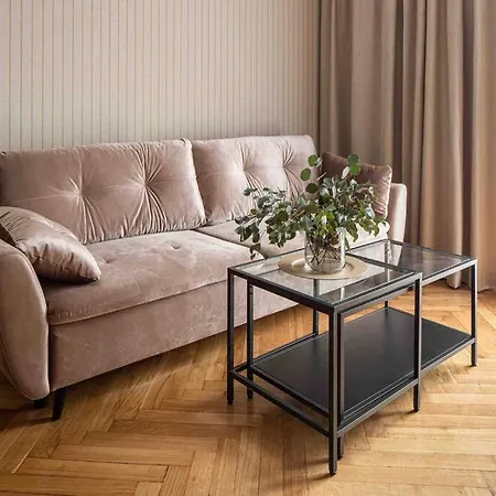Wyzwolenia , Lazienki Park & Zbawiciela Sq. 2' Apartamento