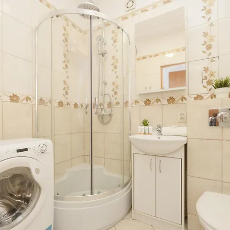 Apartament Cozy & Comfortable Grodeckiego By Renters *