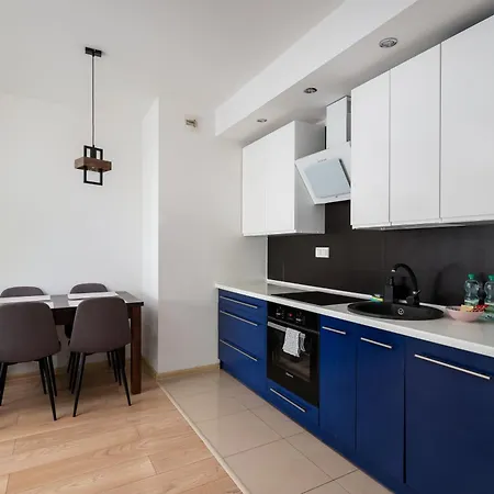 Apartamento Aleja Krakowska Comfy Varsovia