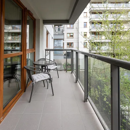 Aleja Krakowska Comfy Apartamento