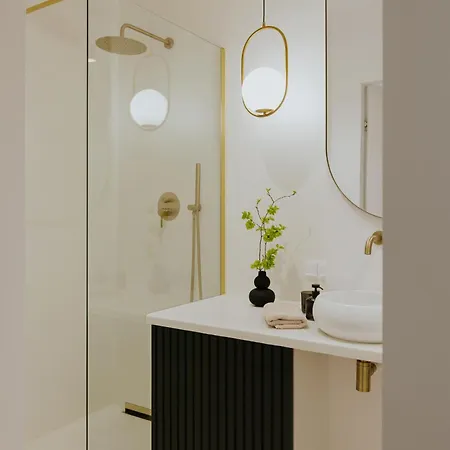 I Apartment
