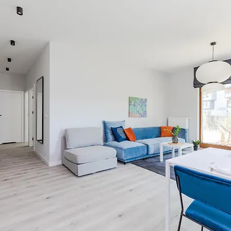 Superapart Herbu Janina 4, Wilanow, Szpital Medicover, Paley, Parking