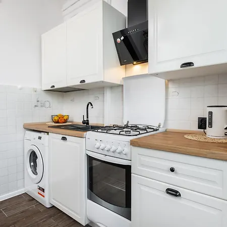 Apartment Rose Corner Rozana In The Heart Of Old Mokotow