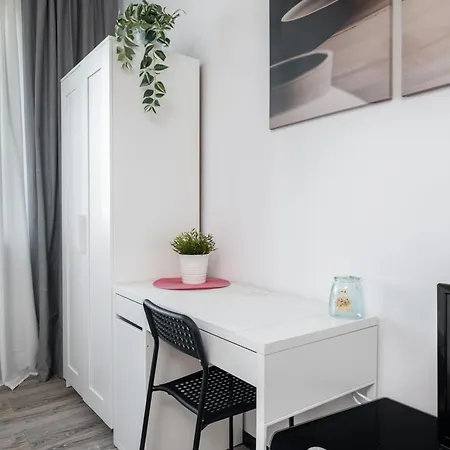 Rose Corner Rozana In The Heart Of Old Mokotow * Warsaw