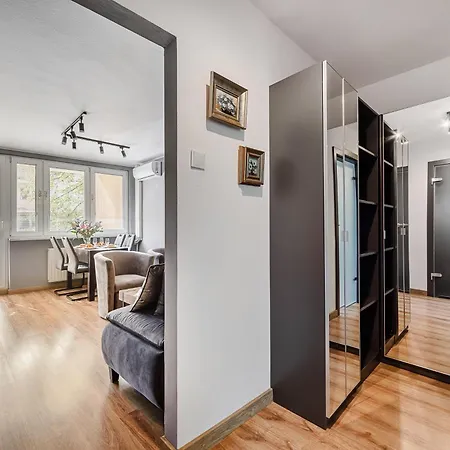 Apartament P&o Gierymskiego Warszawa