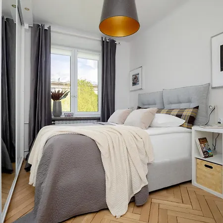 Apartment Beautiful & Modern Near The Center By Renters Warsaw