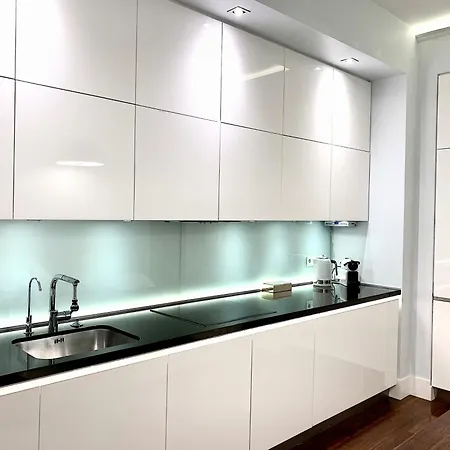 Aparthotel Mondrian Luxury Unesco Old Town *