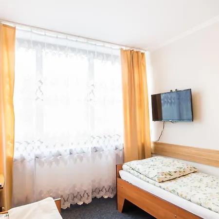 Dobre Miejsce Dom Rekolekcyjny Kompleks wypoczynkowy 2*