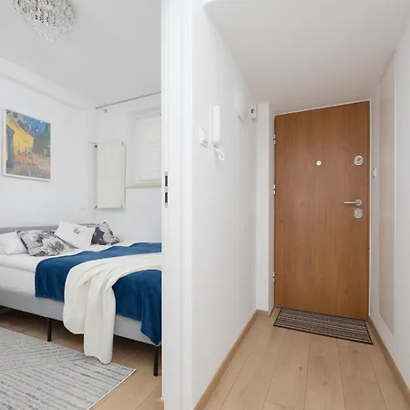 Dexter By Renters *
