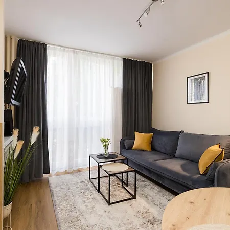 Shortstaypoland Chlodna B168 Apartament *