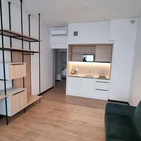 Stadion Narodowy Targowa 5, Zamoyskiego 37 Apartamento *