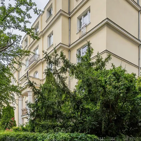 Elegant Filtry With Parking In By Renters * Warschau