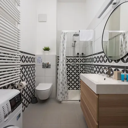 Wilcza Centre Deluxe Apartamento *
