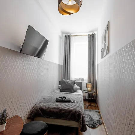 Clicktheflat Wolska Lägenhet *