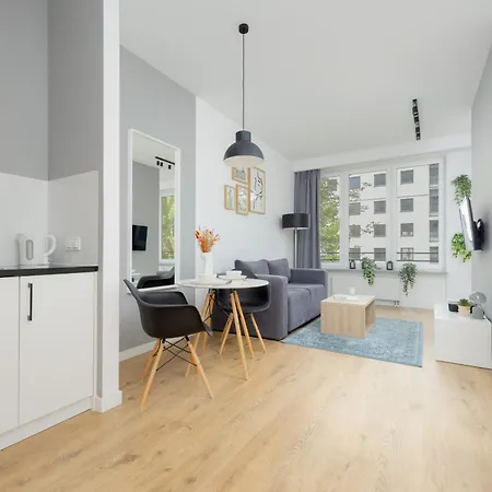 Wola Pet-friendly With Ac Slawinska By Renters 华沙