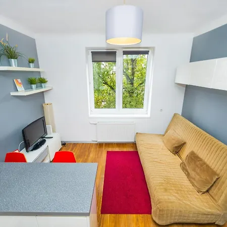 Apartament Cozy Next To The Metro And Center Warszawa