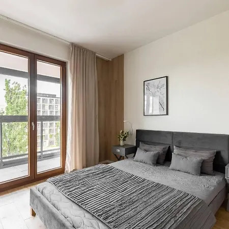 Premium With Free Parking Near Muzeum Powstania Warsaw