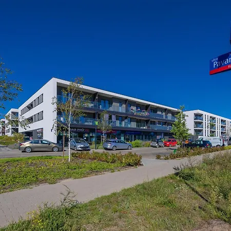 Comfortable With Parking By Renters * Varsóvia