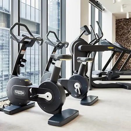 Crowne Plaza - - The Hub By Ihg Hotell