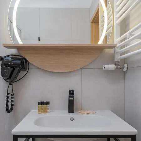 Zamoyskiego 37 By Nyx Apartament *