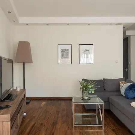 Royal Wilanow 2-bedroom Appartement