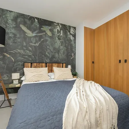 Dwupietrowy Dla 7 Osob Z Ogrodkiem By Renters Apartament *