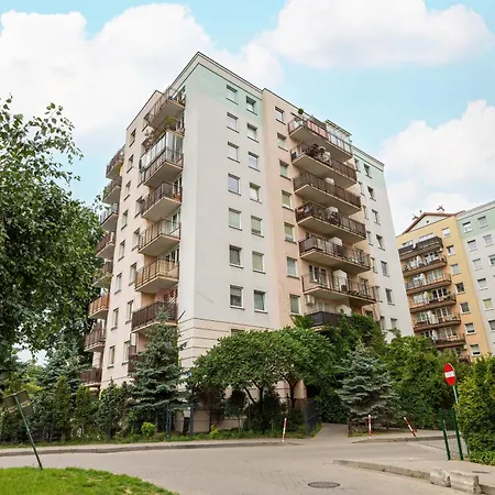 Apartament Dwupietrowy Dla 7 Osob Z Ogrodkiem By Renters